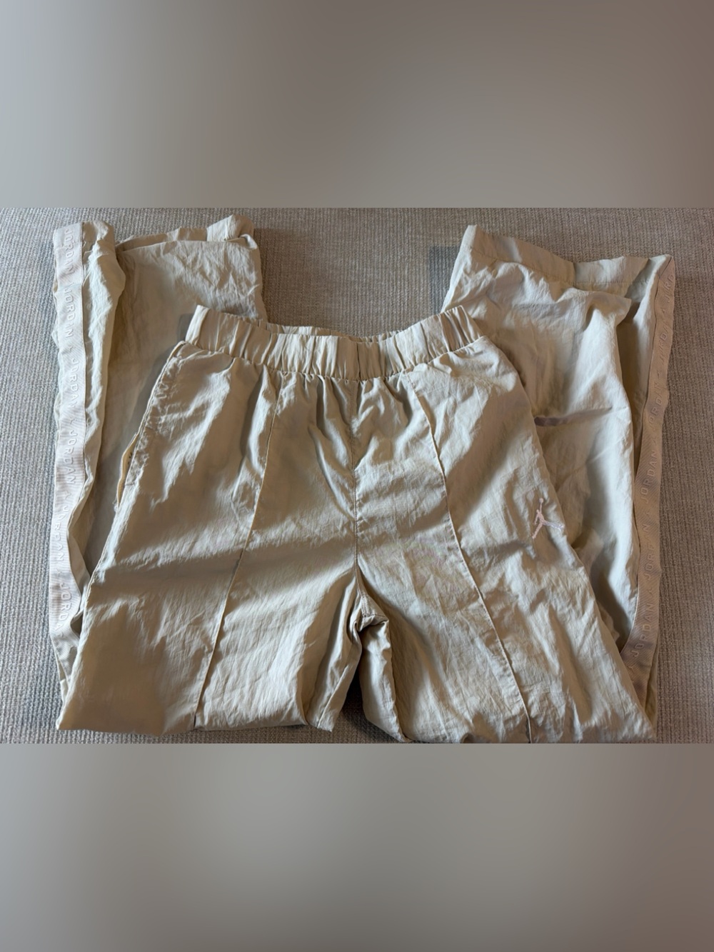 Jordan Beige Elastic-Waist Joggers